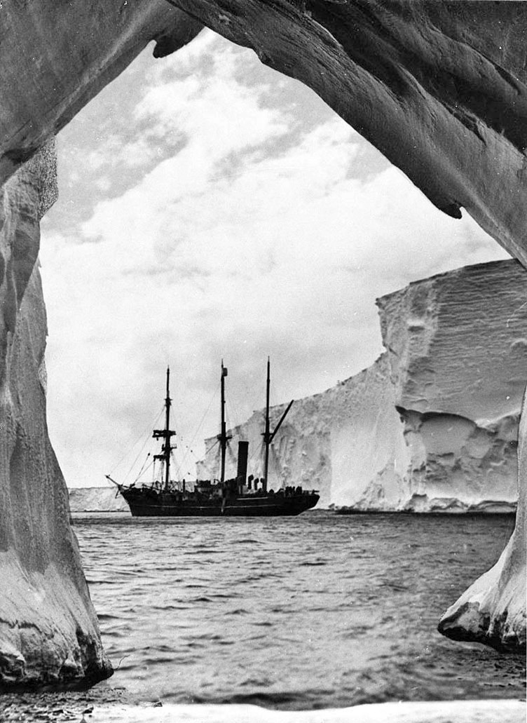 Douglas Mawson Australasian Antarctic Expedition 19111914